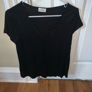 Low cut black t